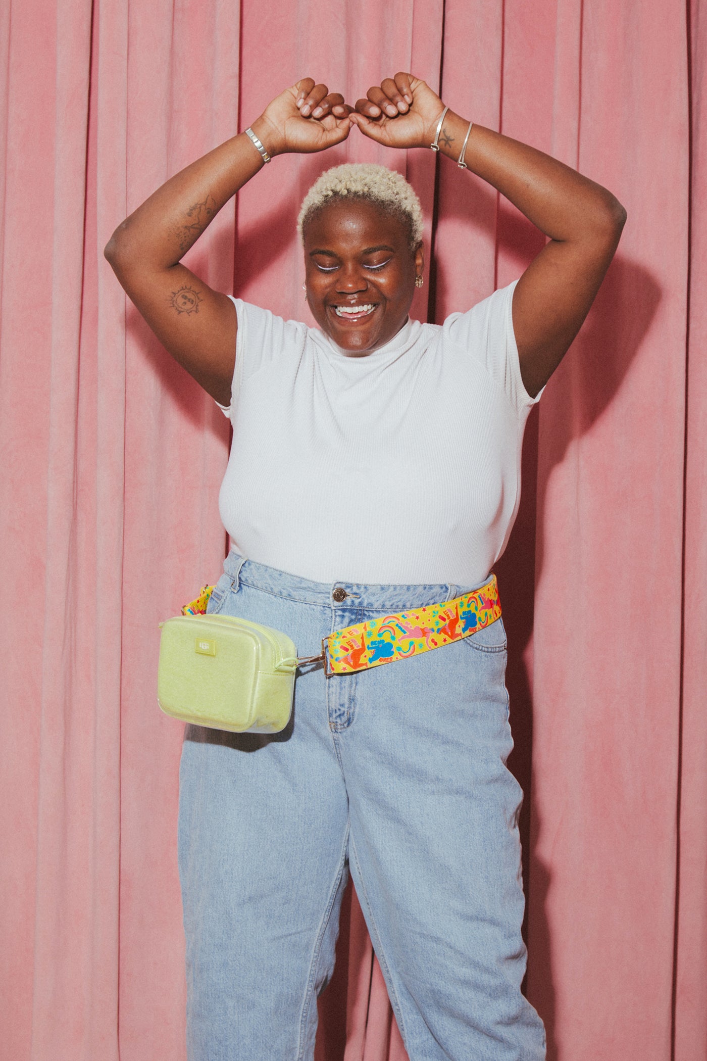 90s fanny pack online outfit